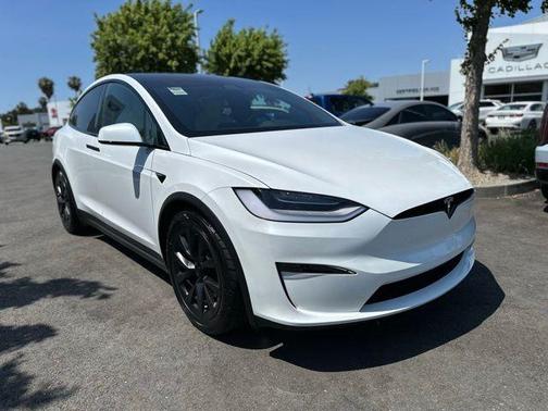 2023 Tesla Model X Standard Range