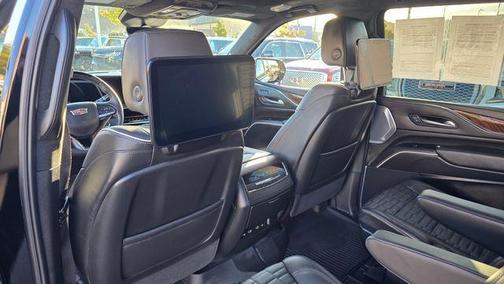 2023 Cadillac Escalade ESV Sport Platinum