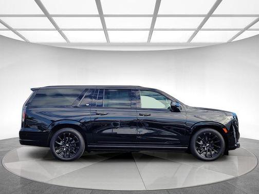2023 Cadillac Escalade ESV Sport Platinum