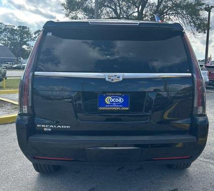 2016 Cadillac Escalade Luxury