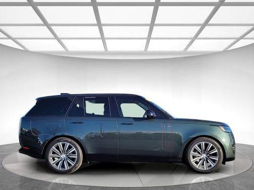 2023 Land Rover Range Rover P400 SE