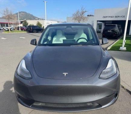 2023 Tesla Model Y Long Range