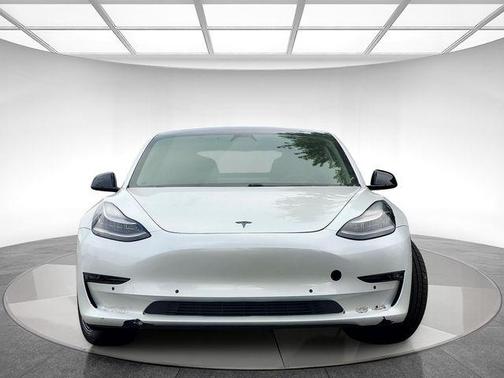 White 2019 Tesla Model 3 Long Range