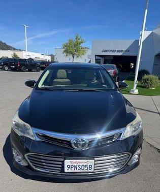 Black 2013 Toyota Avalon XLE