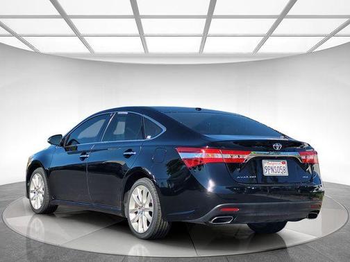 Attitude Black Metallic 2013 Toyota Avalon XLE Touring
