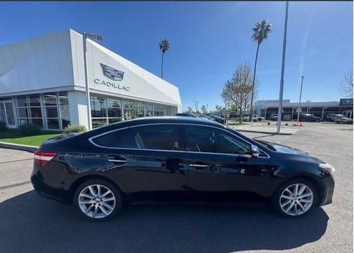 Black 2013 Toyota Avalon XLE