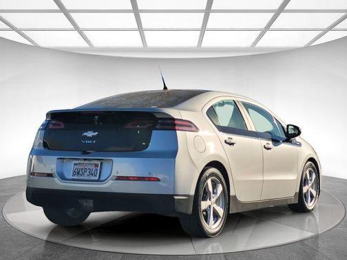 2012 Chevrolet Volt Base