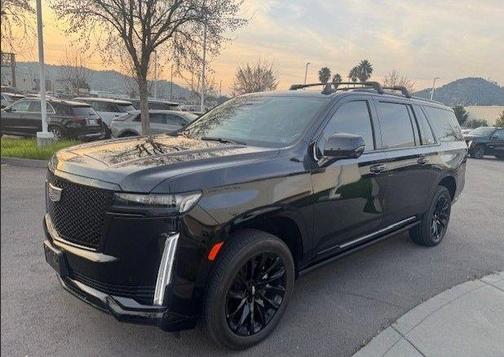 2024 Cadillac Escalade ESV Sport