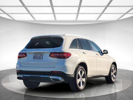 2018 Mercedes-Benz GLC 300 Base 4MATIC