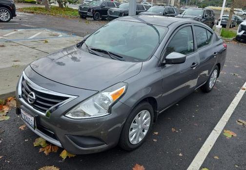 2017 Nissan Versa 1.6 S+