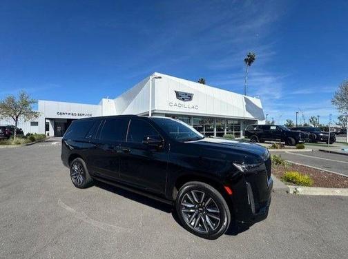 2021 Cadillac Escalade ESV Sport Platinum