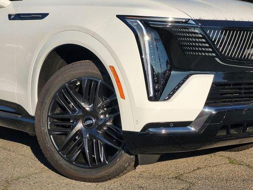 2025 Cadillac Escalade IQ Sport 2