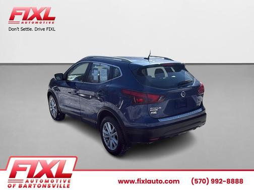 2018 Nissan Rogue Sport SV