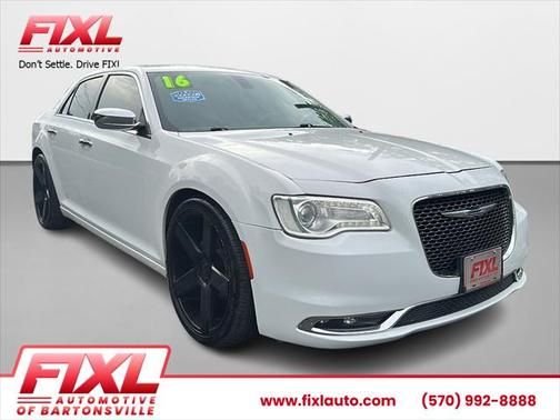 2016 Chrysler 300 S