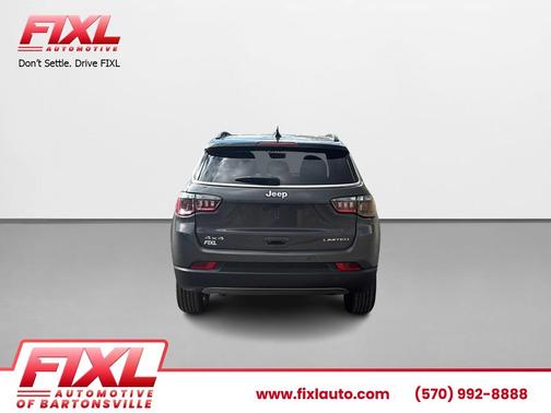 Baltic Gray Metallic Clearcoat 2024 Jeep Compass Limited
