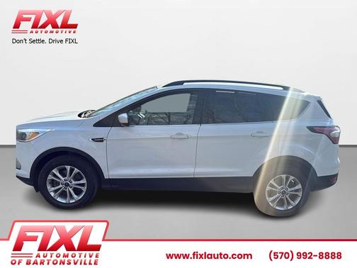 Oxford White 2018 Ford Escape SE