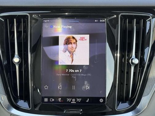 2024 Volvo S60 B5 Plus Dark Theme