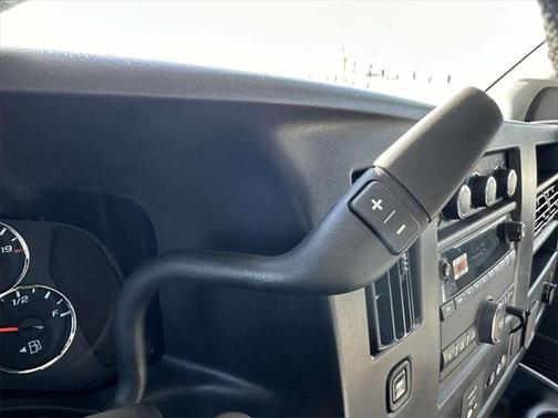 2025 Chevrolet Express 2500 RWD 2500 Regular Wheelbase WT