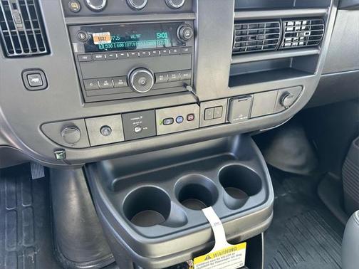 2025 Chevrolet Express 2500 RWD 2500 Regular Wheelbase WT