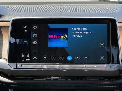 2024 Volkswagen Atlas 2.0T SE