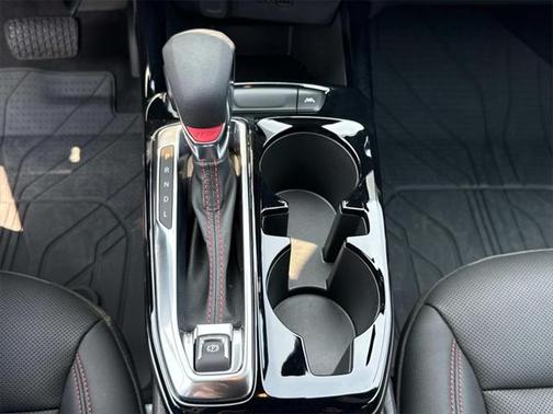 2025 Chevrolet Trax FWD 2RS