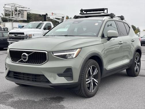 2023 Volvo XC40 B4 Core