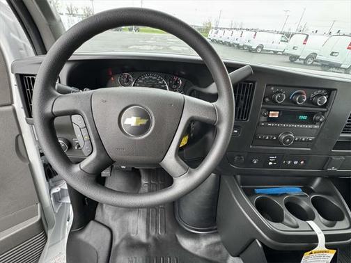2025 Chevrolet Express 2500 RWD 2500 Regular Wheelbase WT