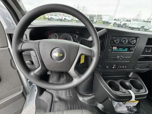 2025 Chevrolet Express 2500 RWD 2500 Regular Wheelbase WT