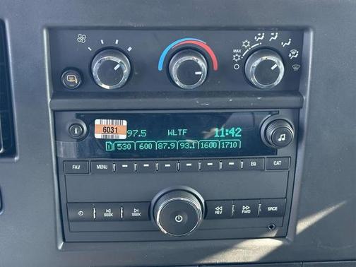 2025 Chevrolet Express 2500 RWD 2500 Regular Wheelbase WT