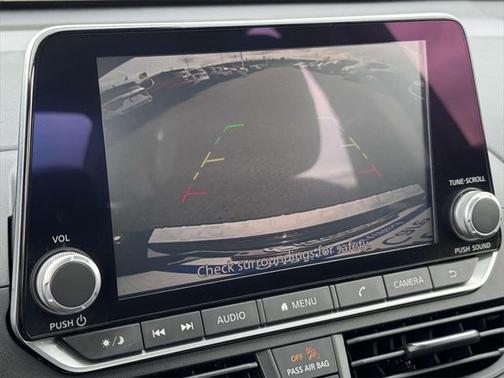 2022 Nissan Altima SR Intelligent AWD