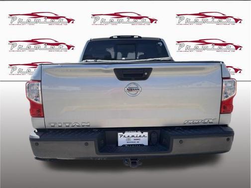 Brilliant Silver Metallic 2019 Nissan Titan PRO-4X