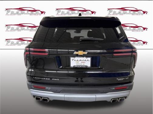 2024 Chevrolet Traverse LT