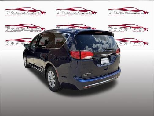 Jazz Blue Pearlcoat 2020 Chrysler Pacifica Touring L