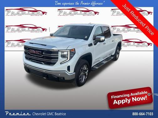 Glacier White Tricoat 2026 GMC Sierra 1500 SLT Truck