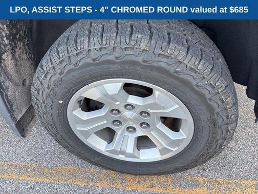 Summit White 2018 Chevrolet Silverado 1500 2LT