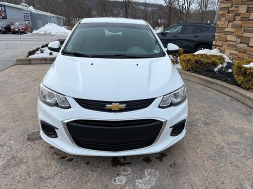 2017 Chevrolet Sonic LT