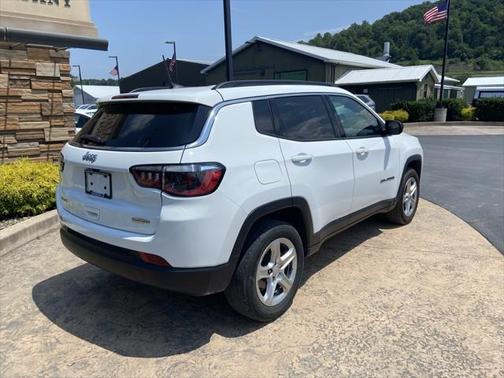 2023 Jeep Compass Latitude