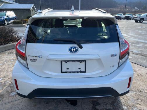 2019 Toyota Prius L
