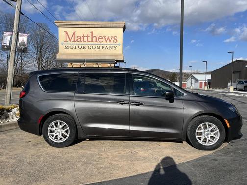 2020 Chrysler Voyager LXI