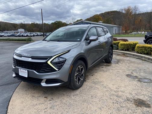 2024 Kia Sportage LX