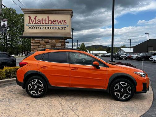 Sunshine Orange 2018 Subaru Crosstrek 2.0i Limited