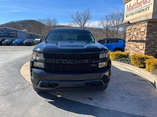 2022 Chevrolet Silverado 1500 Custom