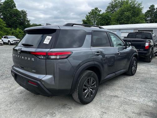 Gun Metallic 2025 Nissan Pathfinder SV 4WD