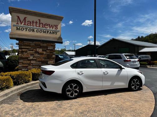 Clear White 2020 Kia Forte LXS