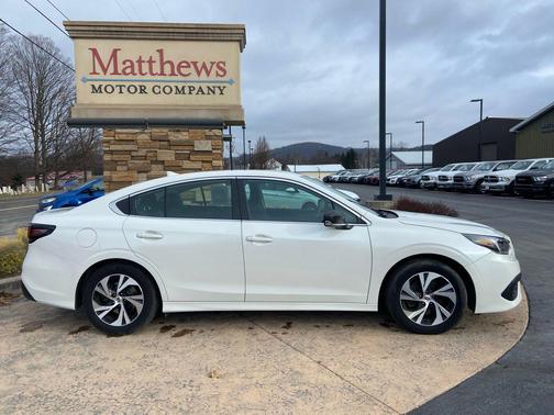 2022 Subaru Legacy Base