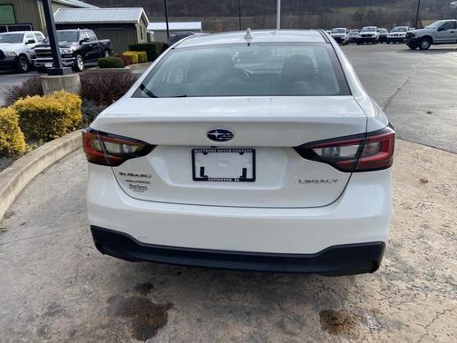 2022 Subaru Legacy Base