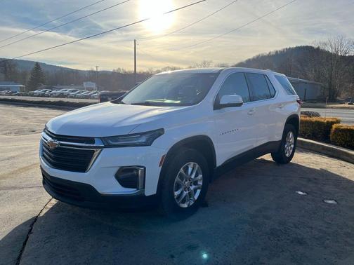 2022 Chevrolet Traverse LS