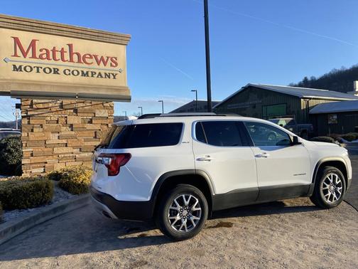 2023 GMC Acadia AWD SLT