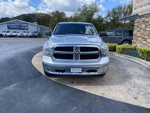 2018 RAM 1500 SLT
