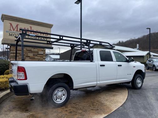 2022 RAM 2500 Tradesman Crew Cab 4x4 8' Box